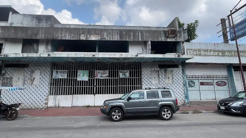 CINES ACUARIO Y PISCIS